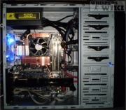 Example of a PC with average wiring, but excellent airflow.